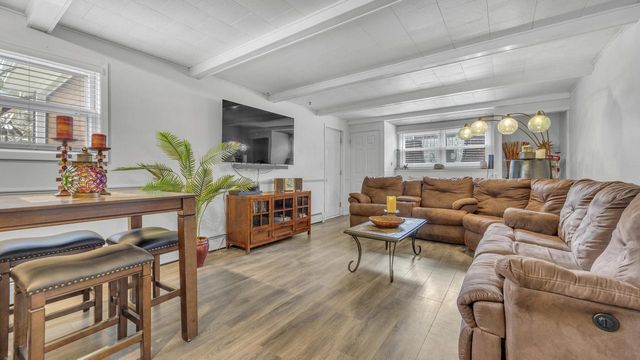 1317 Castle AVENUE, Sheboygan, WI 53081