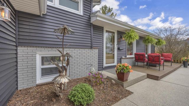 1317 Castle AVENUE, Sheboygan, WI 53081