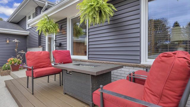 1317 Castle AVENUE, Sheboygan, WI 53081