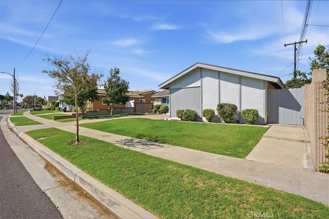 5911 Cerulean, Garden Grove, CA 92845
