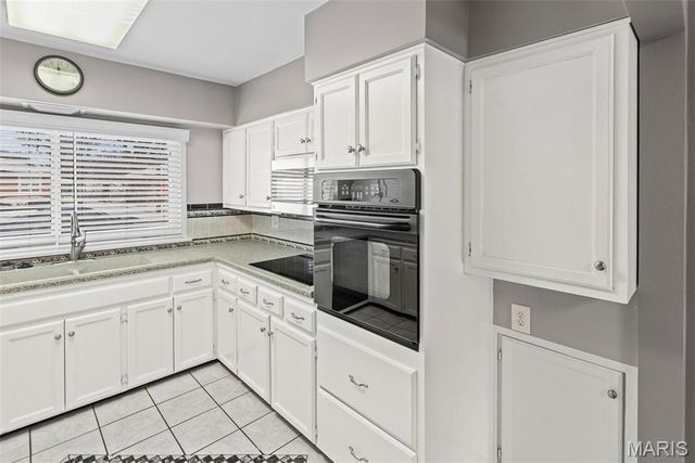 3853 Claremont Street, Alton, IL 62002