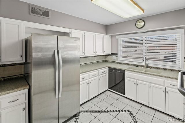 3853 Claremont Street, Alton, IL 62002