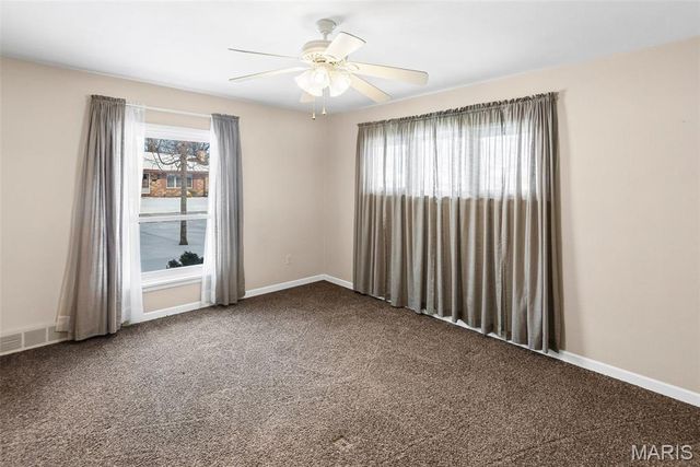 3853 Claremont Street, Alton, IL 62002