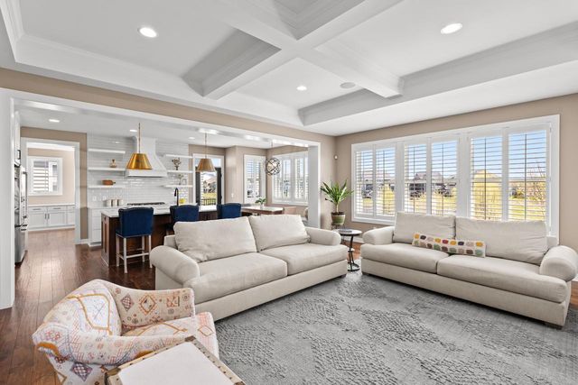 4428 Millstone Drive, Chaska, MN 55318