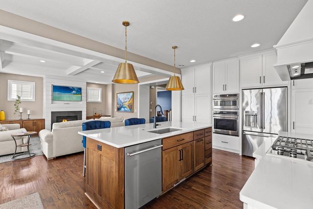 4428 Millstone Drive, Chaska, MN 55318