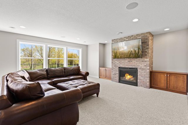 4428 Millstone Drive, Chaska, MN 55318