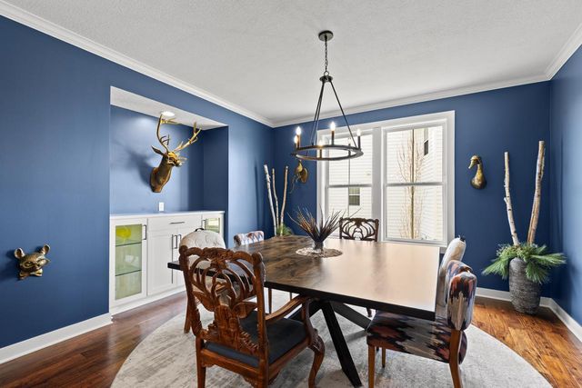 4428 Millstone Drive, Chaska, MN 55318