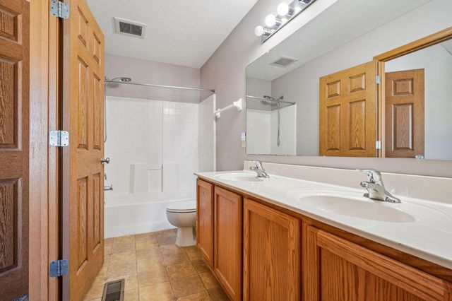 4028 Boyer Ridge Drive, Canal Winchester, OH 43110