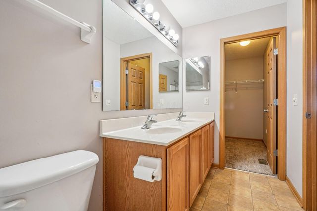 4028 Boyer Ridge Drive, Canal Winchester, OH 43110