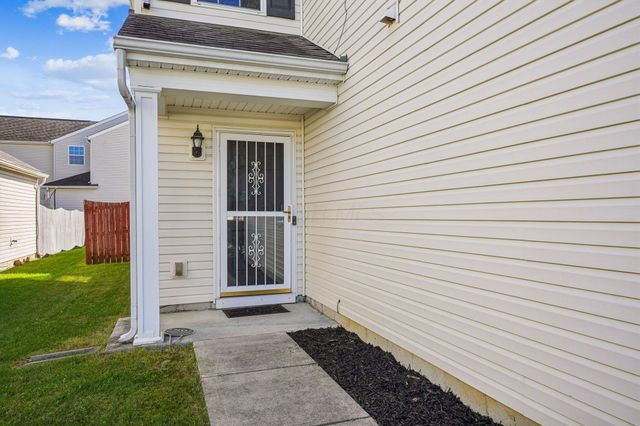 4028 Boyer Ridge Drive, Canal Winchester, OH 43110