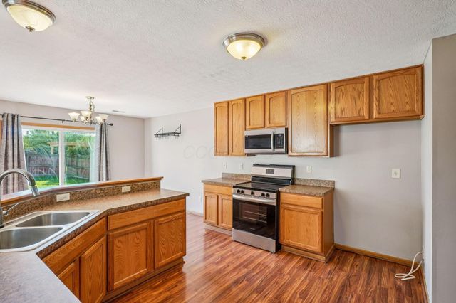 4028 Boyer Ridge Drive, Canal Winchester, OH 43110