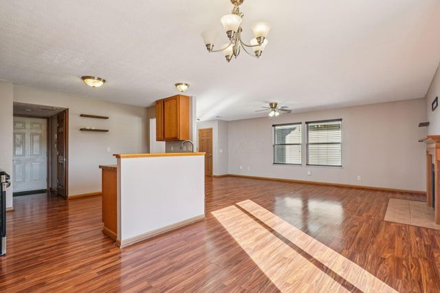 4028 Boyer Ridge Drive, Canal Winchester, OH 43110