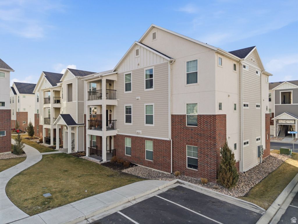 546 N 360 W, Vineyard, UT 84059