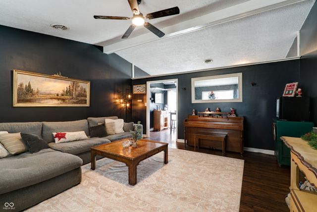 5207 Palisade Way, Indianapolis, IN 46237