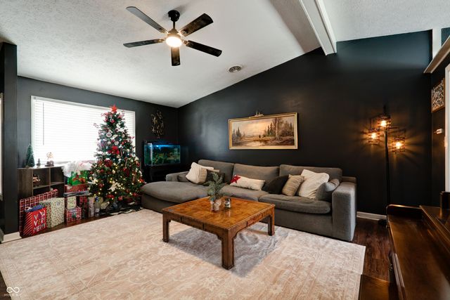 5207 Palisade Way, Indianapolis, IN 46237