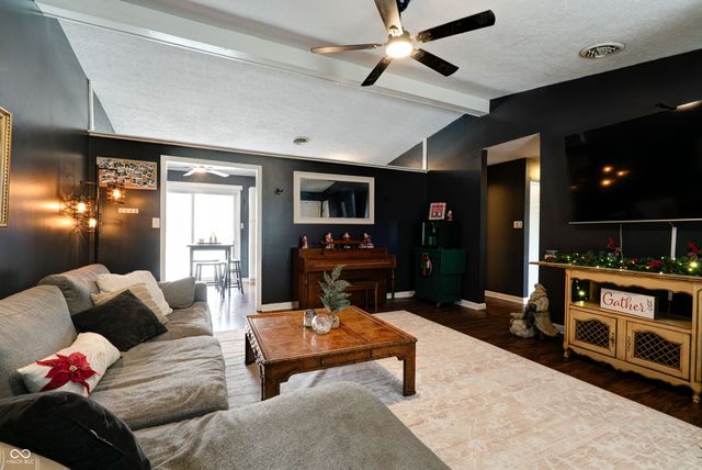 5207 Palisade Way, Indianapolis, IN 46237