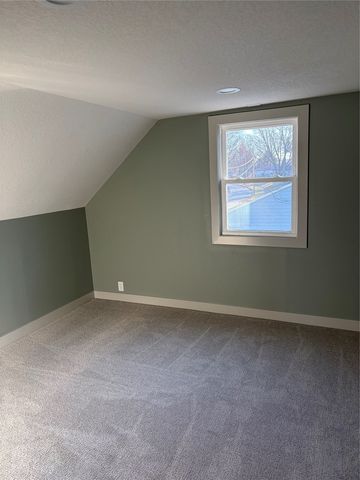 3824 Marianna Trail, Des Moines, IA 50310