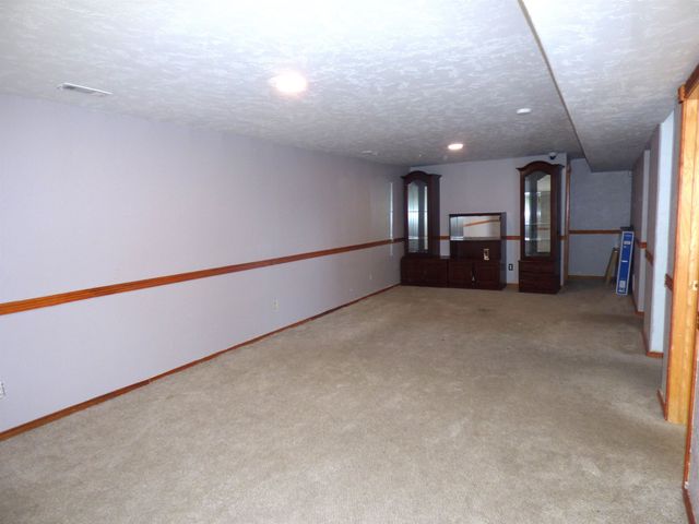 1937 S Chateau St, Wichita, KS 67207