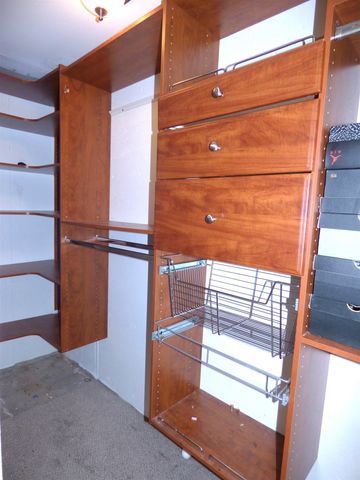 1937 S Chateau St, Wichita, KS 67207