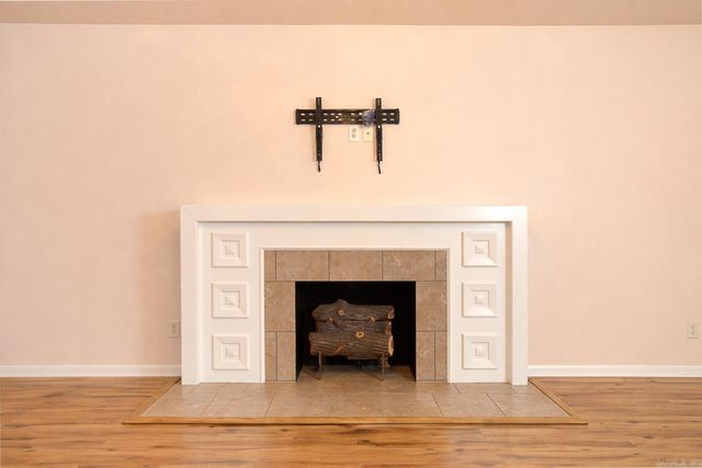 7704 Dollarway Road, White Hall, AR 71602