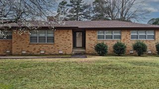 7704 Dollarway Road, White Hall, AR 71602