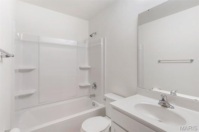 462 Klenke Valley Drive, Union, MO 63084