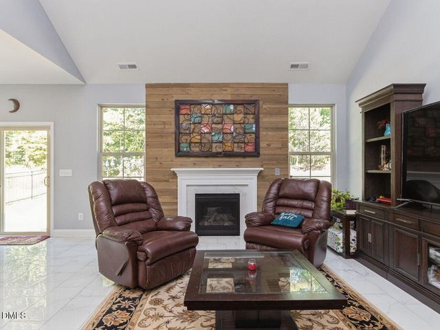 120 Clubhouse Drive, Youngsville, NC 27596