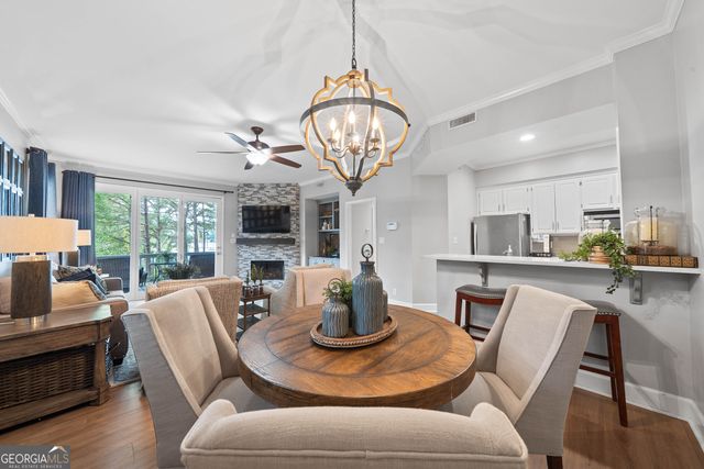 1001B Marina Cove Lane, Greensboro, GA 30642