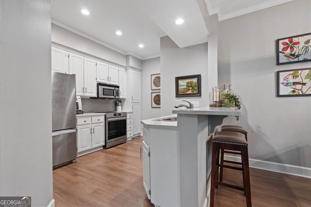 1001B Marina Cove Lane, Greensboro, GA 30642