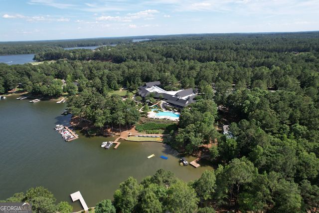 1001B Marina Cove Lane, Greensboro, GA 30642