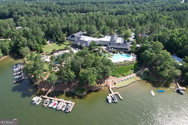 1001B Marina Cove Lane, Greensboro, GA 30642