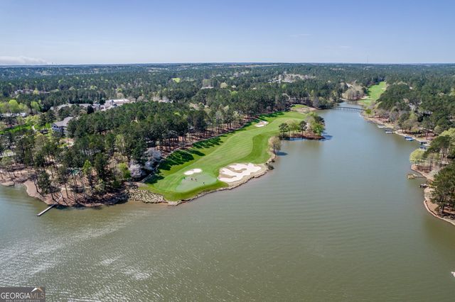 1001B Marina Cove Lane, Greensboro, GA 30642