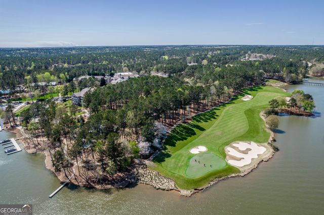 1001B Marina Cove Lane, Greensboro, GA 30642