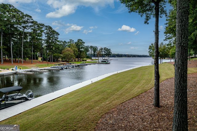 1001B Marina Cove Lane, Greensboro, GA 30642
