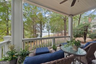 1001B Marina Cove Lane, Greensboro, GA 30642