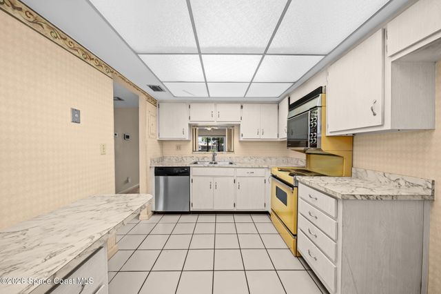 725 Port Malabar Boulevard NE 101, Palm Bay, FL 32905