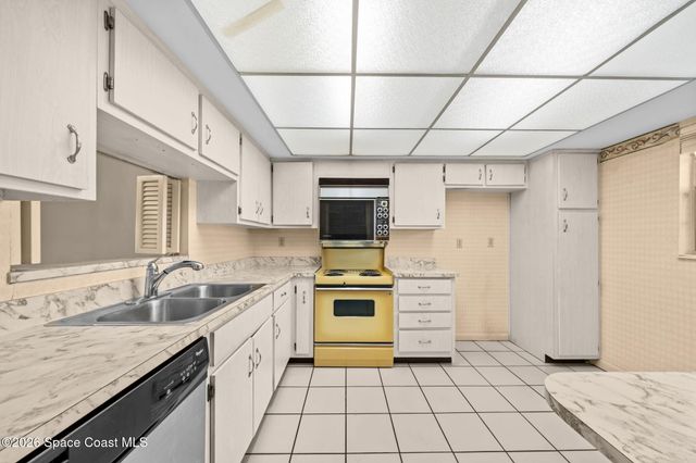 725 Port Malabar Boulevard NE 101, Palm Bay, FL 32905