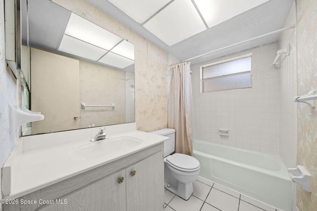 725 Port Malabar Boulevard NE 101, Palm Bay, FL 32905