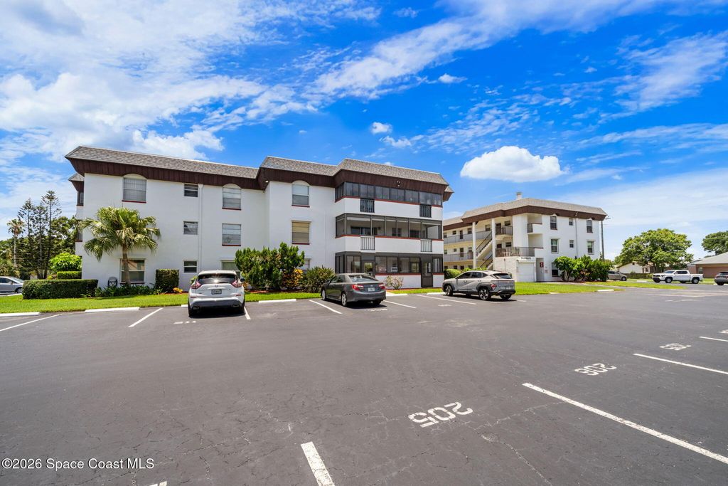 725 Port Malabar Boulevard NE 101, Palm Bay, FL 32905