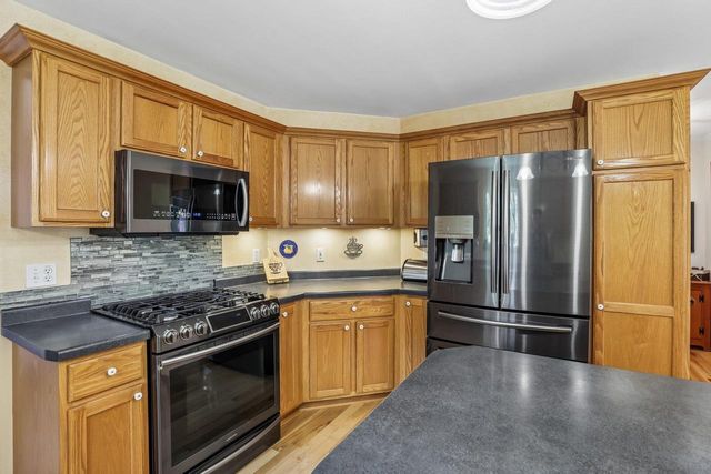 1085 Hillebrand Drive, Jefferson, WI 53549