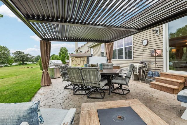 1085 Hillebrand Drive, Jefferson, WI 53549