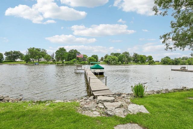 1085 Hillebrand Drive, Jefferson, WI 53549