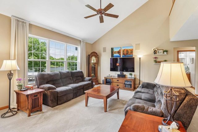 1085 Hillebrand Drive, Jefferson, WI 53549