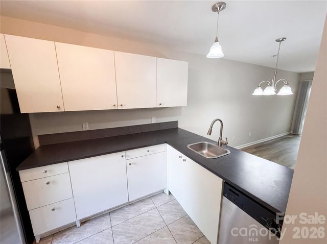 4037 Briarhill Drive, Charlotte, NC 28215