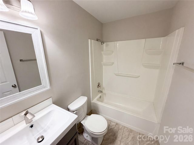 4037 Briarhill Drive, Charlotte, NC 28215