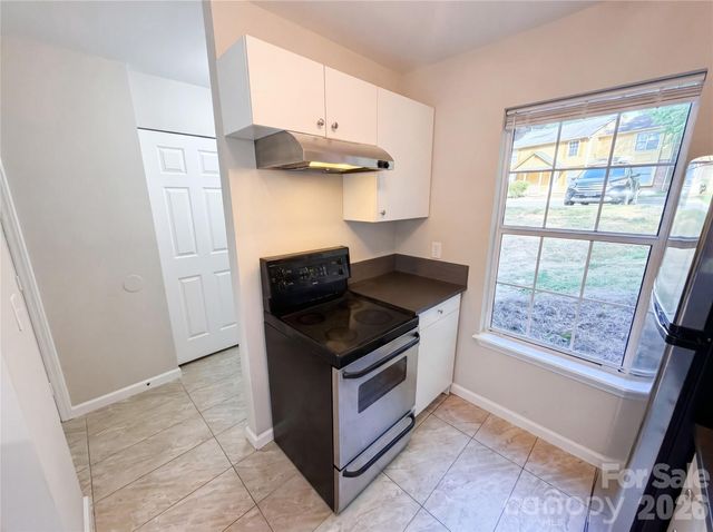 4037 Briarhill Drive, Charlotte, NC 28215