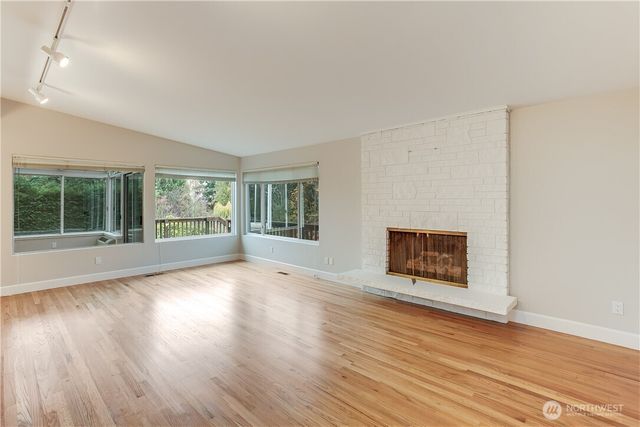 1807 121st Avenue SE, Bellevue, WA 98005