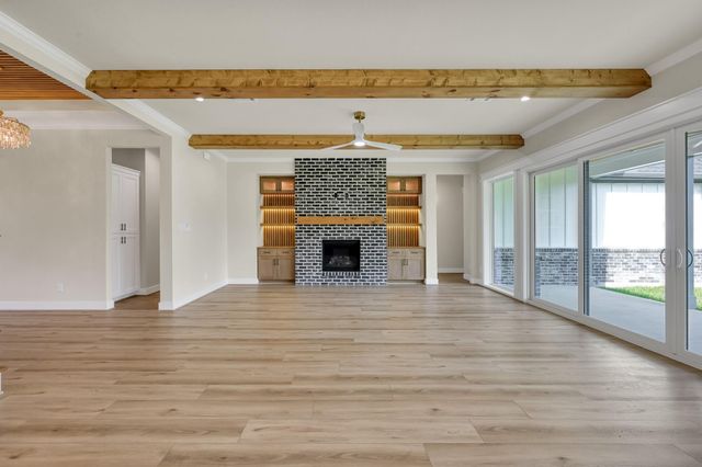 24816 Two Rivers Road, Montgomery, TX 77316