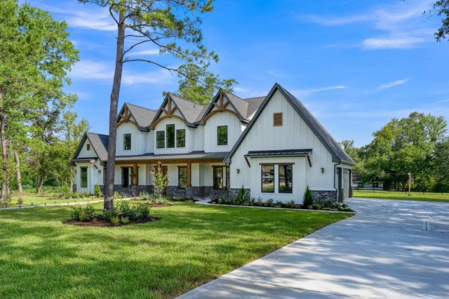 24816 Two Rivers Road, Montgomery, TX 77316