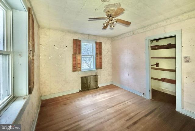 830 N TUCKAHOE RD, Williamstown, NJ 08094